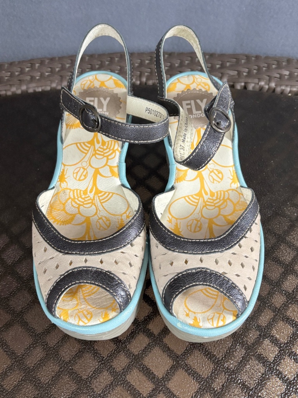 Fly London Women's Yumo Wedge Open Toe Sandals Size 37 US 6-6.5